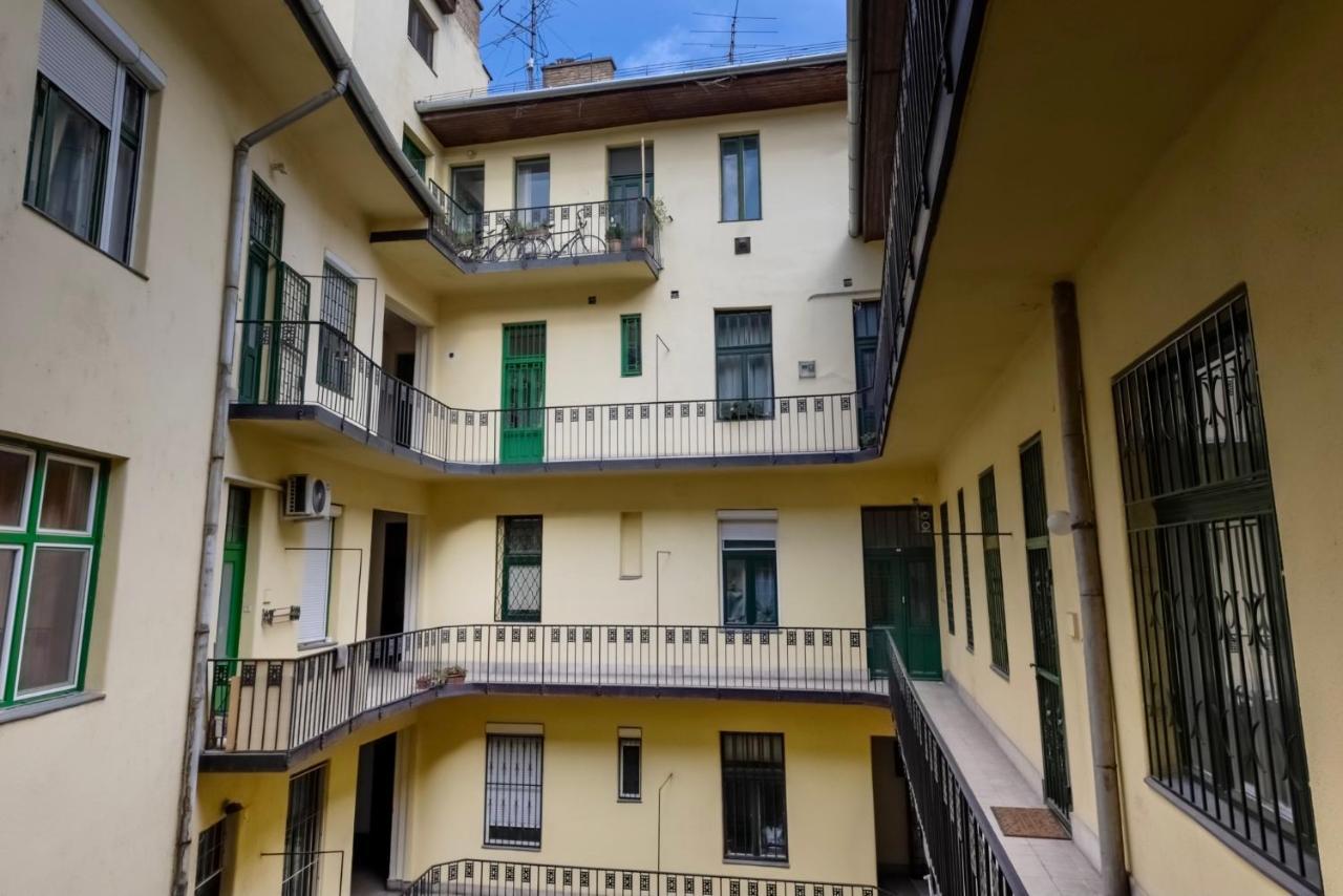 Corvina Apartment Budapest With Free Private Parking — Fotók 3